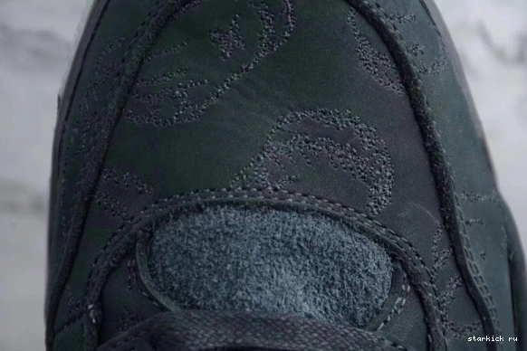 930155-001 930155-001 KAWS JORDAN Air 4 Retro  'KAWS' 1220